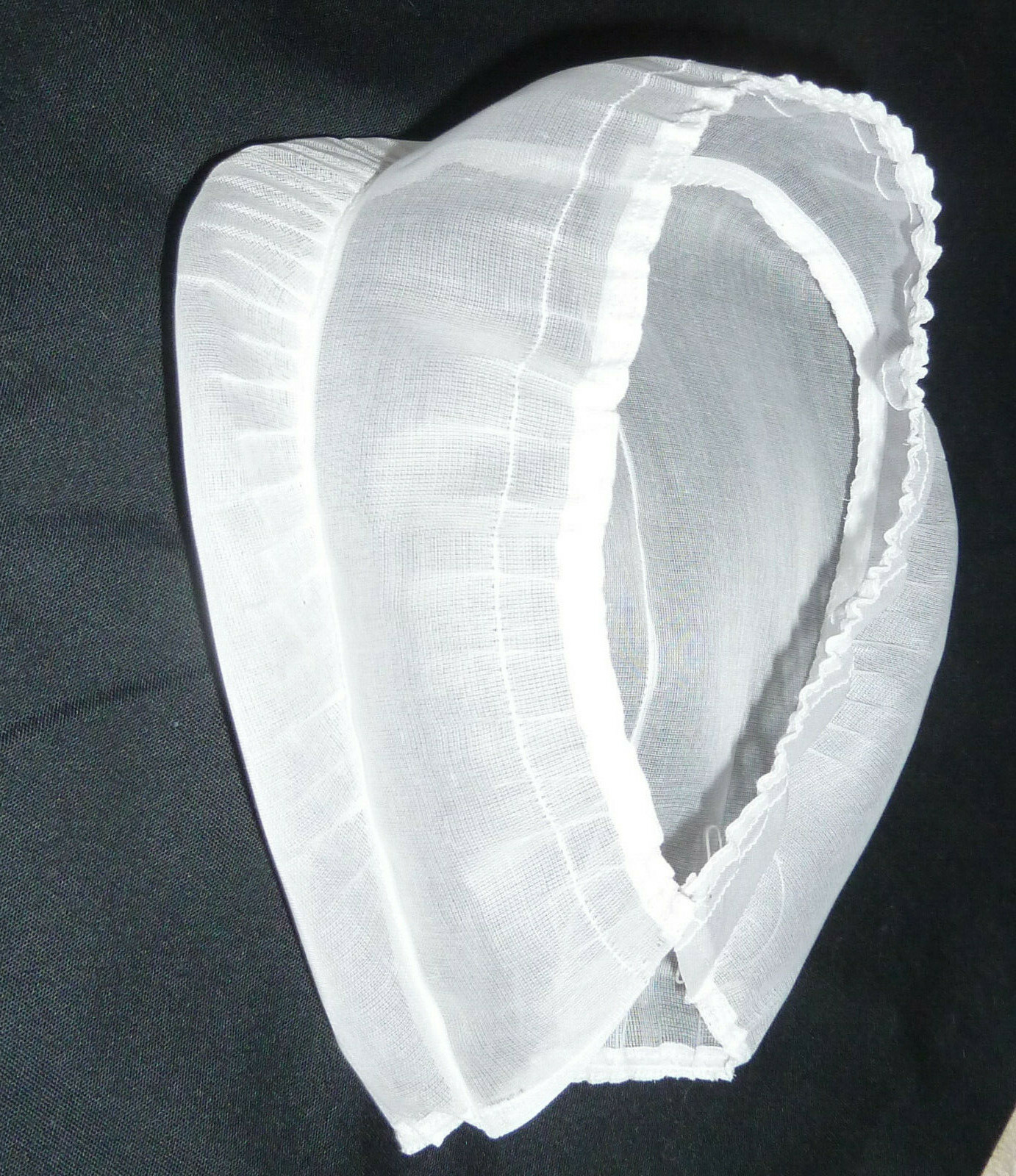 Amish Heart Shaped White Bonnet Prayer Kapp Baby/Toddler Doll Pennsylvania Dutch - Picture 4 of 7