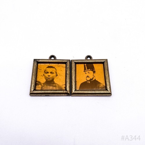 2er Set Vintage Miniature Picture Frame Brass With Old Photos 4, 5x4, 5cm - Picture 3 of 8