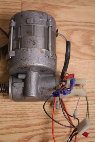 Hanning actuator type S90 EGS6xu4BS - Westar OS VIII Dental table base motor - Picture 6 of 6