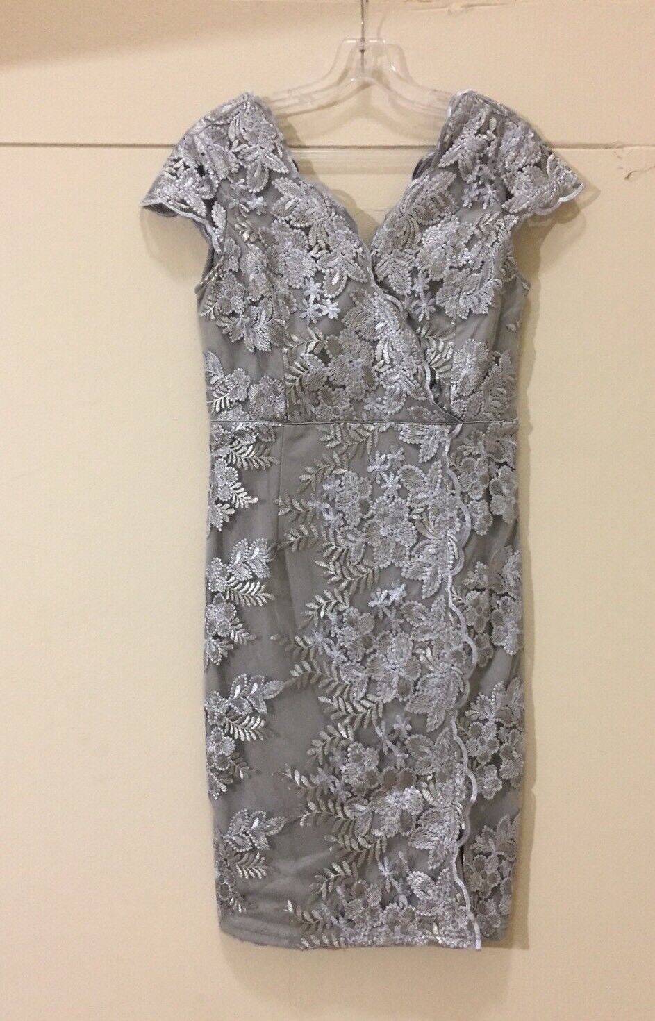 Picture 2 of 4