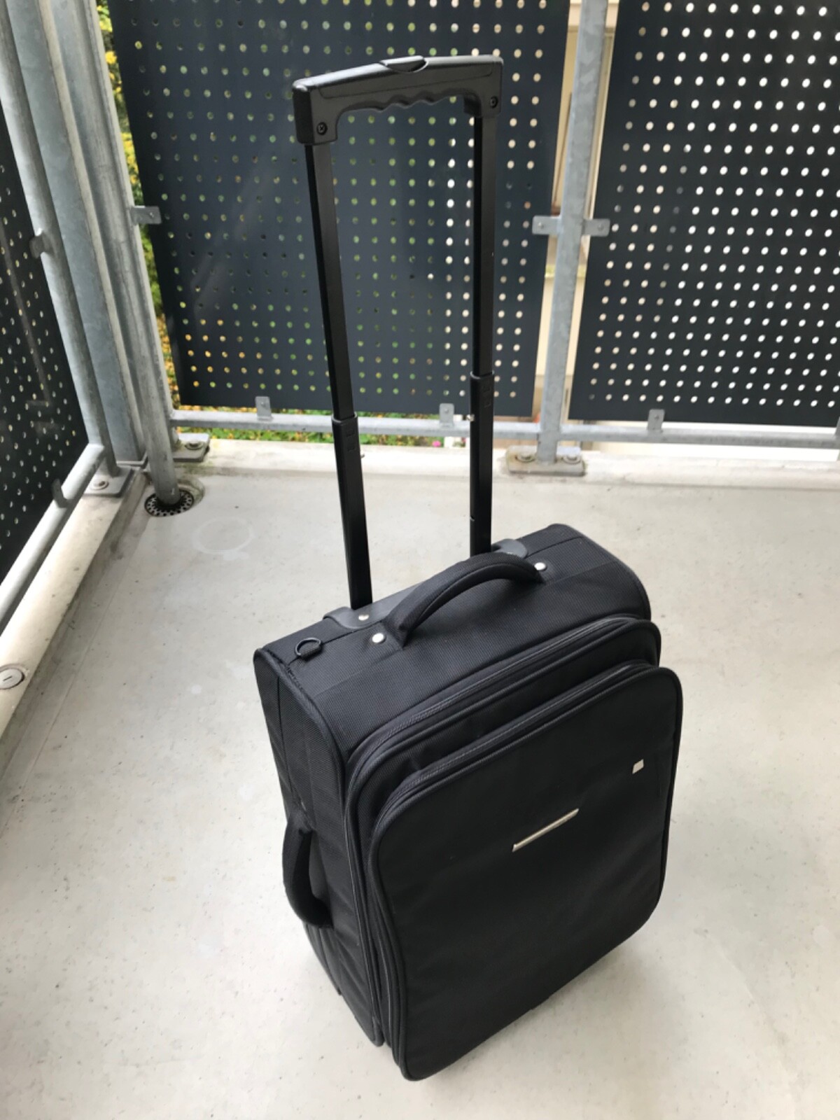 Puma 2 Ruedas Trolley Negro 55x40x25 cm | 2-wheel trolley black 21.7"x15.7"x9.8"