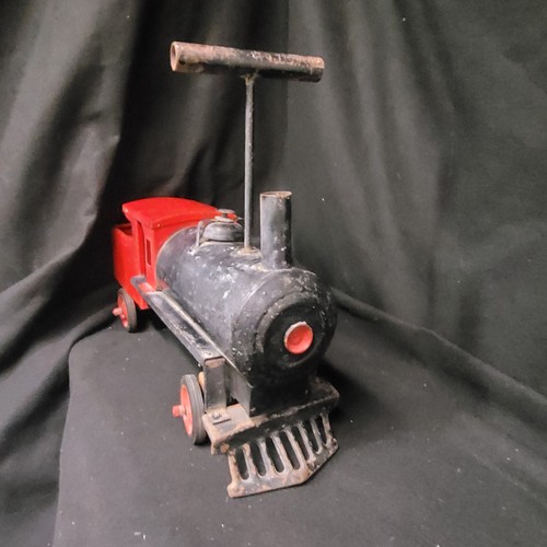 Antigua locomotora Keystone de acero prensado de la década de 1930 en motor de tren 6400 de colección - Imagen 5 de 23