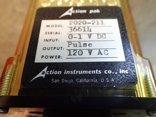 Action-Pak, 2020-211, 0-1 VDC Input Pule: Output 120 VAC Power 11-Pin Base, Used - Picture 8 of 12