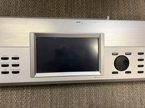 Korg Krome Music Workstation Keyboard Synthesizer-FACEPLATE/ SCREEN -UNTESTED - Picture 3 of 11