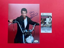 Henry Winkler Signed Fonzie 8x10 Photo JSA COA Happy Days The Fonz Henry Winkler Signed Fonzie 8x10 Photo JSA COA Happy Days The Fonz