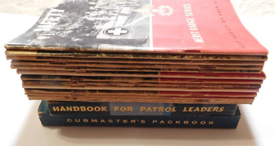 Lot 15 Boy Scout Booklets Books Merit Badge Series Handbook Packbook Cubmaster