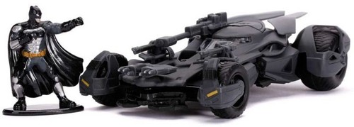 BATMOBIL + Batman Figur - Justice League - JADA 1:32 - Picture 1 of 6