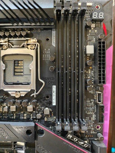 ASUS ROG Strix Z590-E LGA 1200 Gaming Wi-Fi Intel Motherboard - Photo 3/7