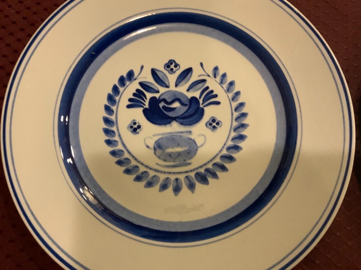 季節のおすすめ商品 BLUE Finland ARABIA ROSE Disc 4 of set 10.5” Plates Dinner 食器