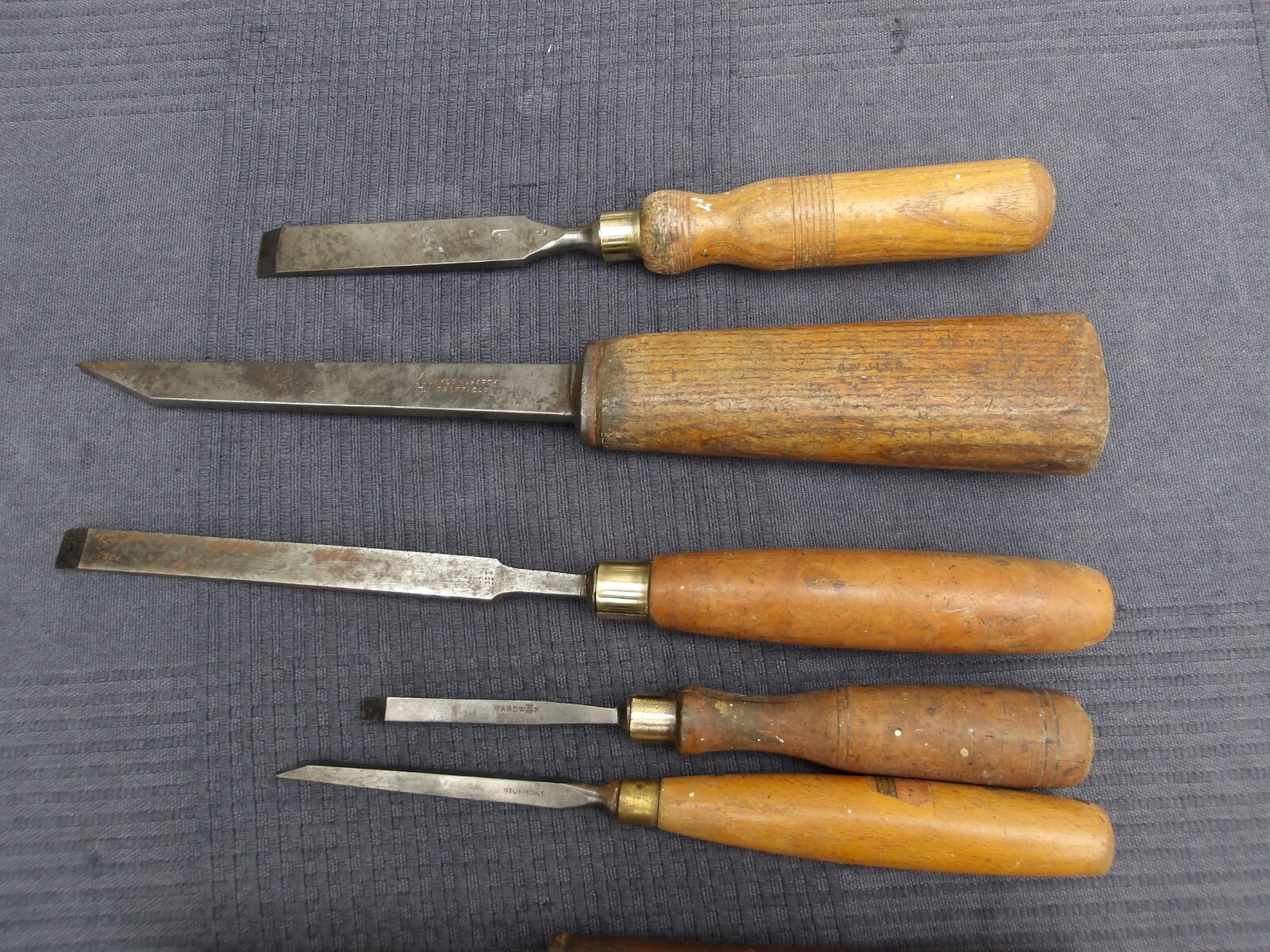 Picture 15 of 24