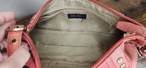 Vintage Nine West Y2K Purse Small Shoulder Bag Croc Embossed Coral - Picture 8 of 9