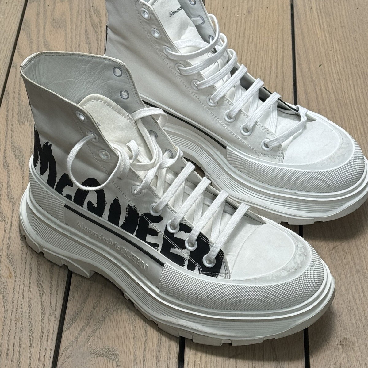 Alexander Mcqueen Mens Tread Slick Graffiti Print High Top