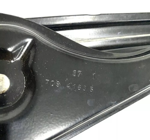 R172 MERCEDES 2012 SLK350 LEFT DRIVER WINDOW REGULATOR OEM - Picture 5 of 10