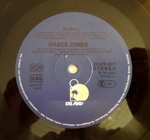 Grace Jones - Portfolio (la vie en rose) - 1a stampa tedesca - MINT - Foto 8 di 8