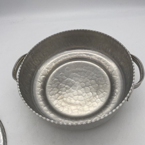 Rodney Kent, hand wrought aluminum covered dish with handles tulip design 461 - Picture 10 of 16