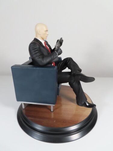 Tobias Ripper HITMAN Agent 47 Collector's Edition 2015 Chessmaster Statue Figure - Picture 5 of 8