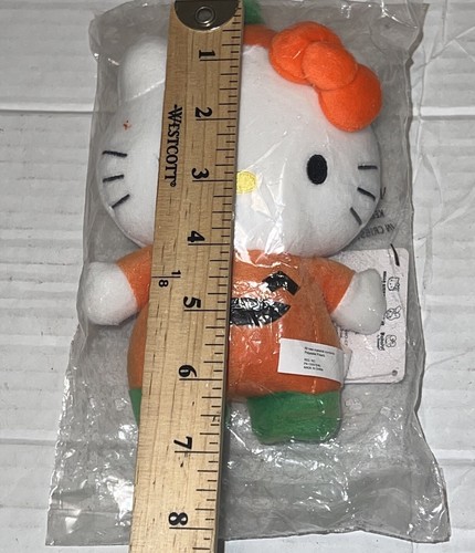 Peluche Hello Kitty Sanrio X Tanaka Farms Pumpkin Halloween 7" nuevo con etiquetas - Imagen 7 de 8
