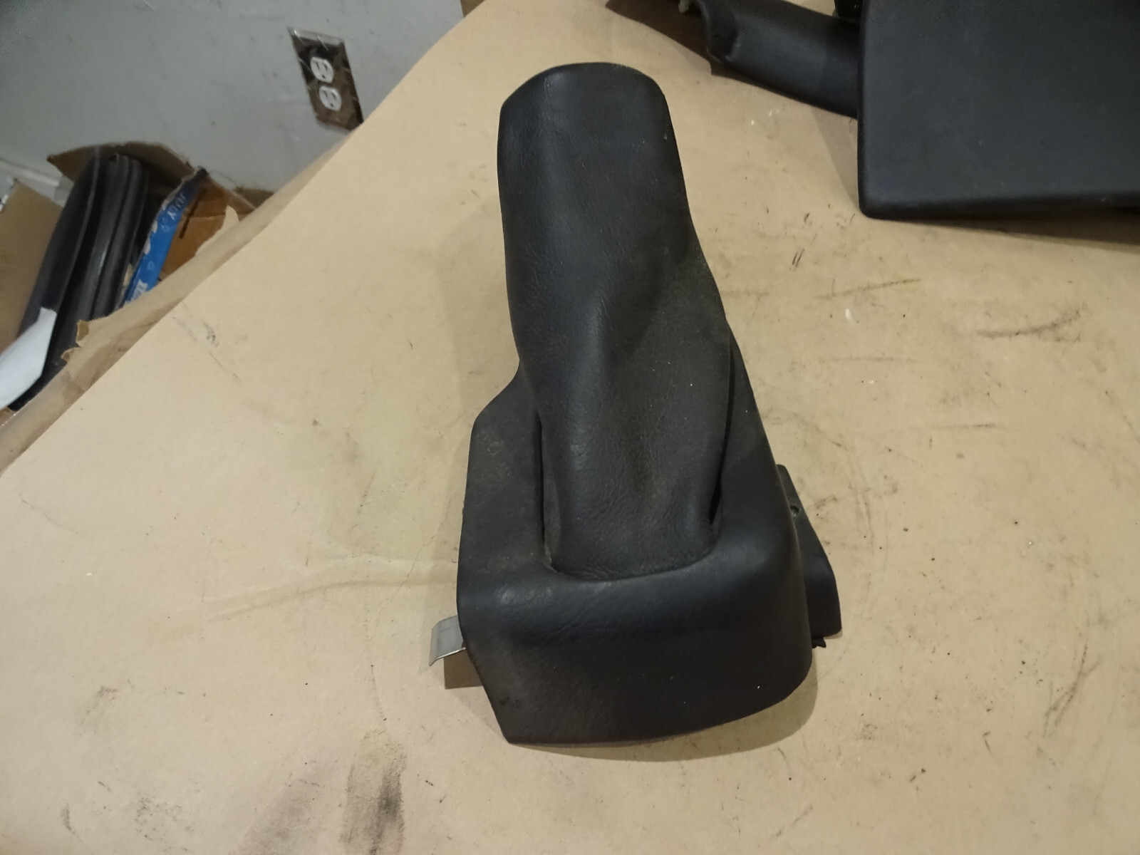 Ferrari 355 Spider-RH Roof Piston Cover Moulding With Boot P/N 64663000-64663500