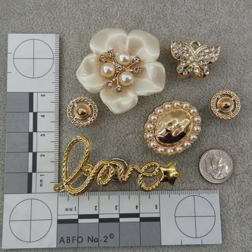 PEARL & GOLD BLING Shoe Charms for Shoes Wristbands Set of 6 Designer Luxury Lot - Picture 6 of 6