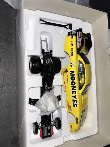 1996 Kenji Okazaki - Moon Eyes Jim Dunn Racing - Action 1:24 Diecast Funny Car - Picture 3 of 4