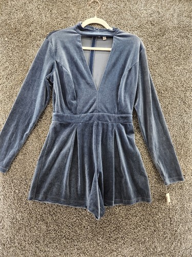 Socialite Small Blue Velour Long Sleeve Short Romper nwt 15.6416