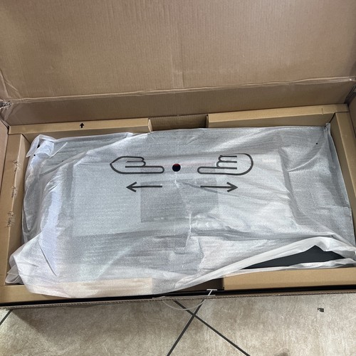 Lenovo ThinkVision P40w-20 39.7" IPS LCD Ultra-Wide Curved Monitor - Picture 4 of 13