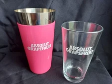 Absolut Grapefruit Vodka Boston cocktail shaker  NEW  FREE SHIPPING