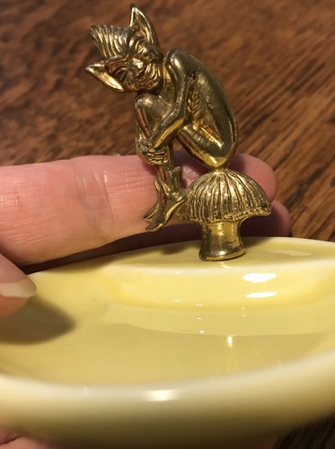 Vintage Trinket Dish Coin Key Dish. Lucky Pixie Piskie. Gold And Yellow. Wade. - Picture 2 of 6