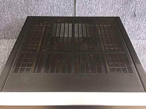 LUXMAN M-03 Stereo Power Amplifier - Picture 5 of 19