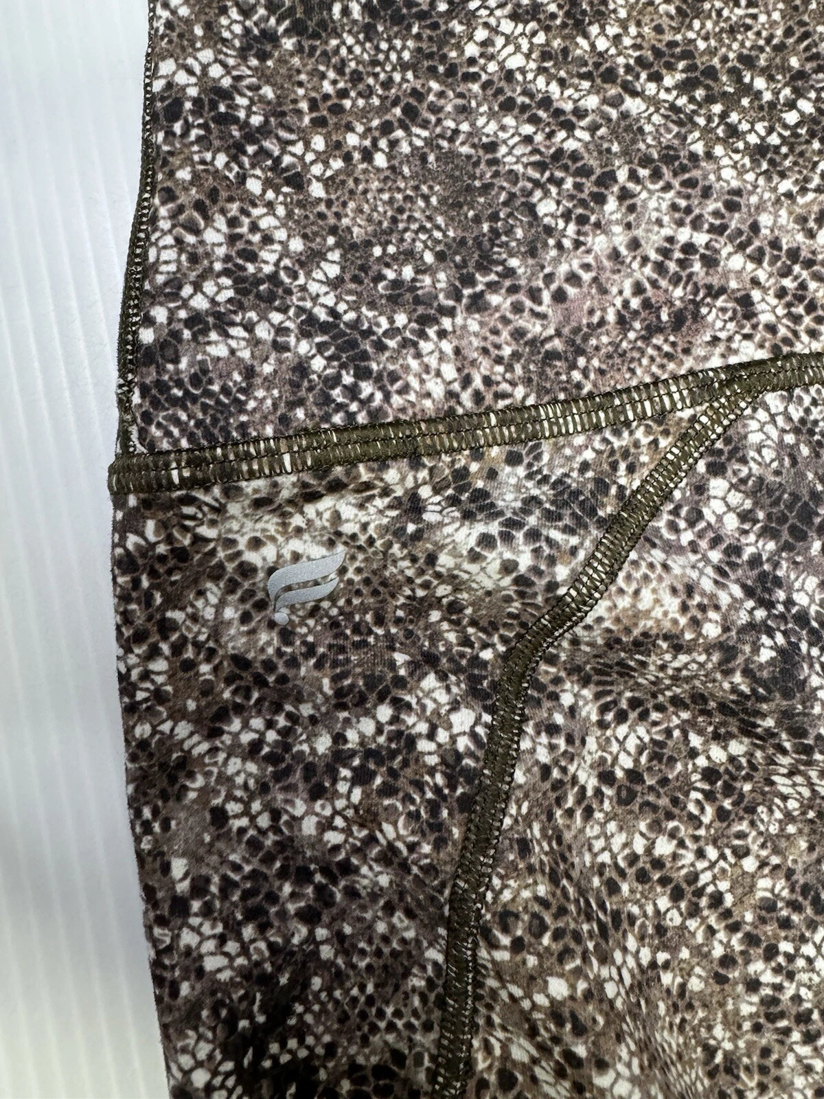 fabletics snake skin print athletic high-waist euc leggings