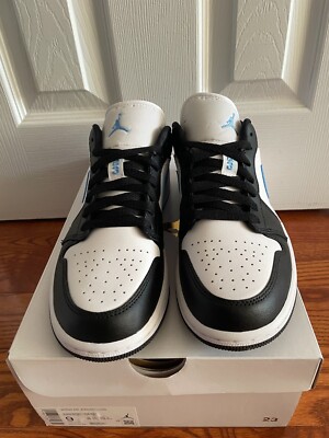 Nike Jordan 1 Low Black UNC 9 Women / Men 7.5 DC0774-041