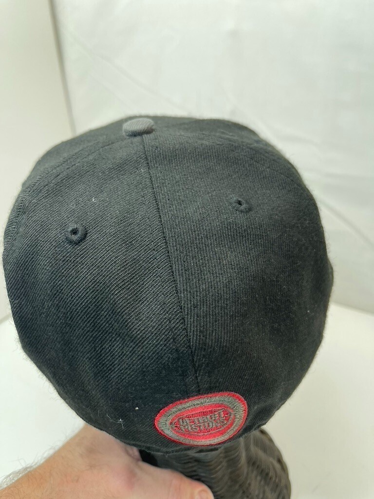 Picture 6 of 19