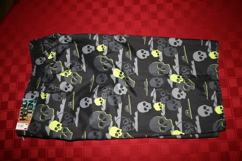 BOYS HANG TEN SKULLS SWIM SUIT LONG BOARD TRUNKS BLACK YOUTH XL HTB13S7203 NWT - Picture 2 of 4