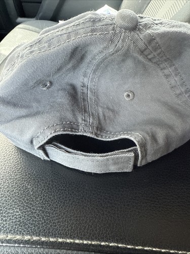 UNIVERSAL STUDIOS SIMPSONS DUFF BEER HAT WITH BOTTLE OPENER - Picture 4 of 4