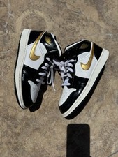 Air Jordan 1 Mid Metallic Gold- Size 7 Y Jordans  Women 8.5