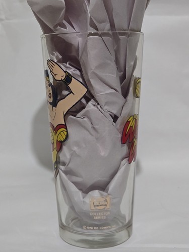 Vintage Wonder Woman Glass 1978 DC Comics Pepsi Collector Series - Picture 10 of 11