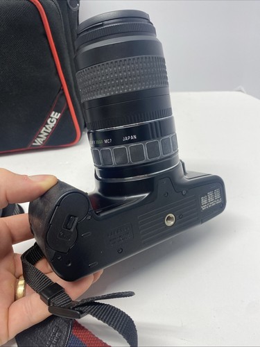 Canon EOS Rebel X S 35mm SLR Camera w/ 35-80mm EF & Ultrasonic EF 75-300mm Lens - Picture 8 of 16