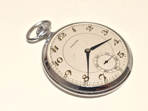 VINTAGE WW2 ERA RARE 47mm SWISS ELEGANT MEN'S OPEN FACE POCKET WATCH "FAVOR" - Picture 6 of 12