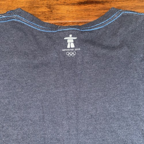 T-Shirt Olympische Winterspiele 2010 Vancouver grau blau Größe XL offizielle Handelsware - Bild 6 von 9