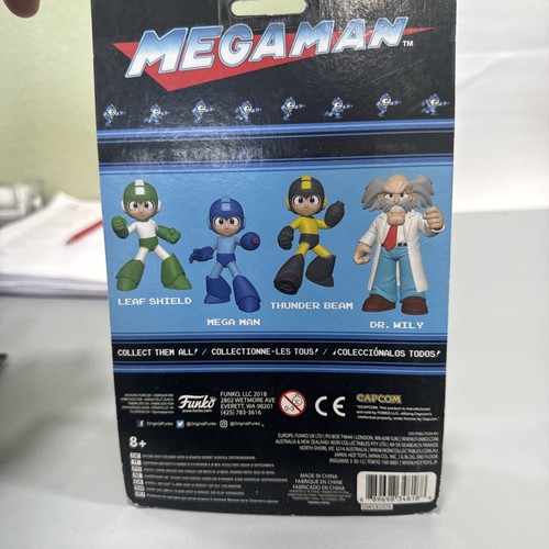 FUNKO MEGA MAN (BLU) ACTION FIGURE MEGAMAN 4" NUOVO - Foto 3 di 4