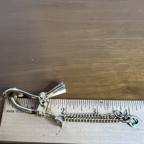 Vintage Gloved Hand Scarf Holder & Money Clip with Safety Chain - Gold Tone - Picture 15 of 24