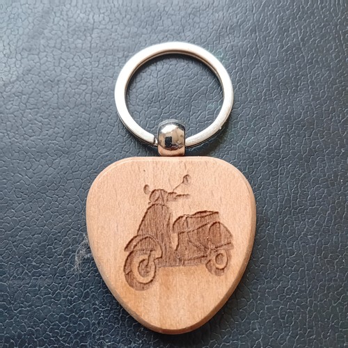 Vespa Scooter Design Wooden Heart Shape KEYRING - New & Collectible as a Gift.