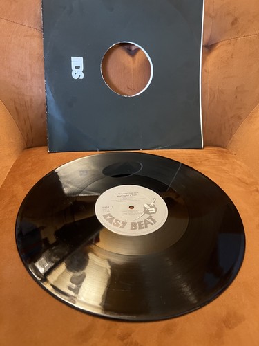 Flash And The Pan ‘Waiting For A Train’ 12” vinyl - Picture 2 of 3
