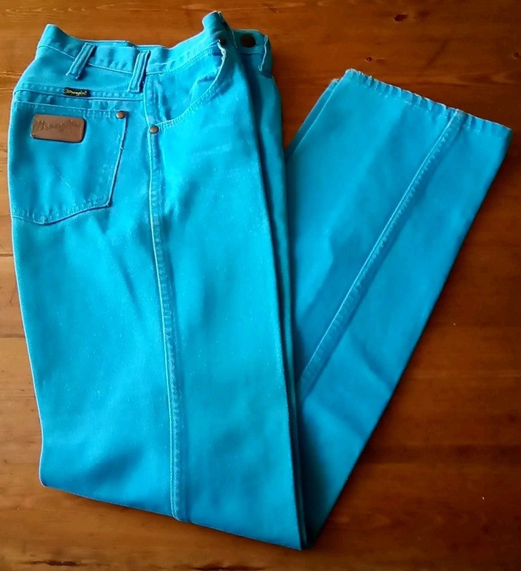 Vintage Women's Wrangler Turquoise Blue Denim Jeans USA 13MTQG Size 7 