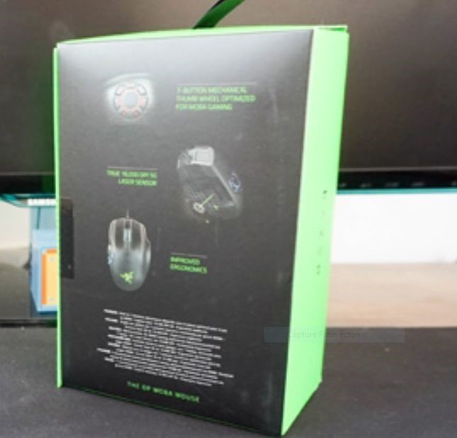 Souris Razer Naga Hex V2 idéale pour optimiser les macros MOBA