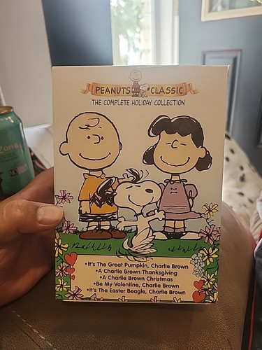 Peanuts Classic The COMPLETE Holiday Collection 5 DVD Box Set Tested - Picture 3 of 4