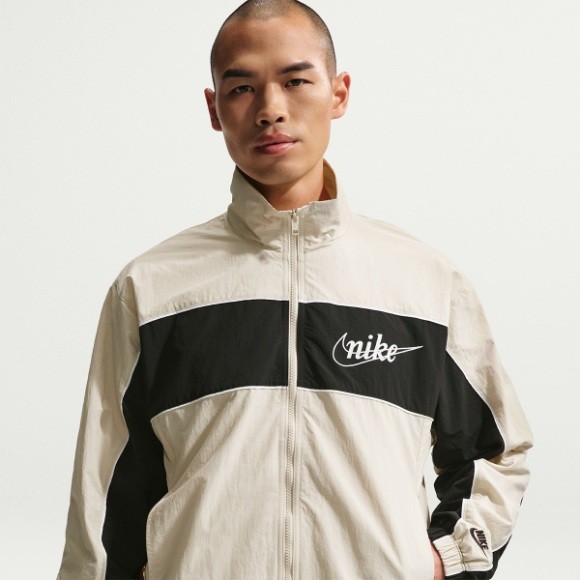 Nike Sportswear Club Men's Lightweight Full-Zip Jacket - Light