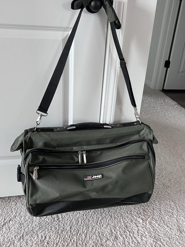 Jeep Suit Garment Bag Travel Luggage Sage Green Bi Fold Carry On 22 In Wide 13 L - Picture 1 of 12