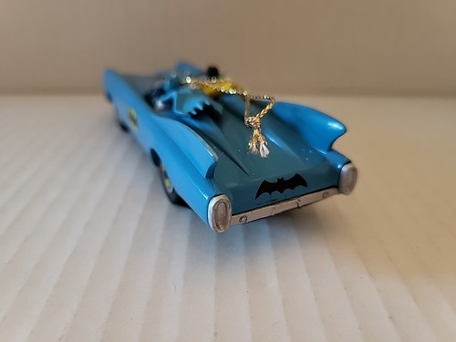 1995 Hallmark Batimóvil Adorno de Navidad Batman Robin DC Comics  - Imagen 2 de 6