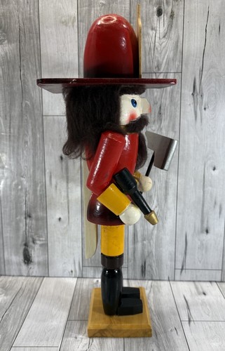 Vintage 15" Wooden Fireman w Axe & Hose Nutcracker Firefighter Christmas Decor - Picture 4 of 10